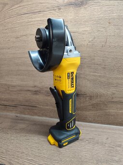 Dewalt dcg 406 uhlová brúska - 3