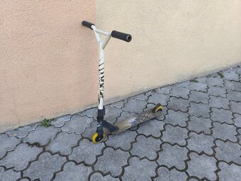 Dětská freestyle koloběžka - 3