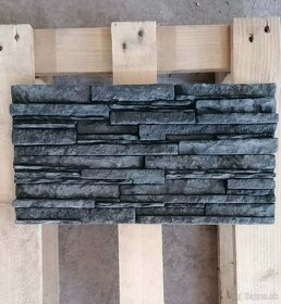 Betónový obkladový kameň - bridlica antracit - 3