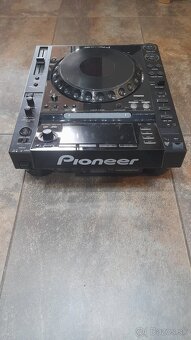 Pioneer CDJ 2000 - 3