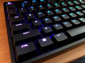 ogitech g pro mechanical gaming keyboard - 3