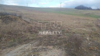 Na predaj slnečný pozemok Malé Kršteňany s pekným... - 3