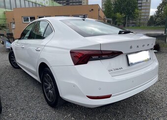 Škoda Octavia 2.0 TDI DSG - 3