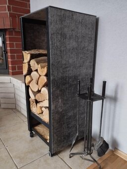 Termoplastové dosky čierny lesk - 3