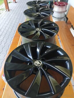 5x112 R18 Originál Škoda Superb 3 - 3
