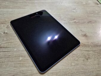 Ipad AIR 4 64gb plnefunkcny ma len jemne znamky pouzivania k - 3