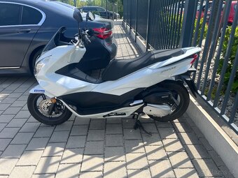 Honda PCX 125 - málo KM - 3