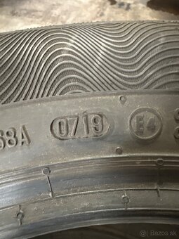 215/55R17 - 3