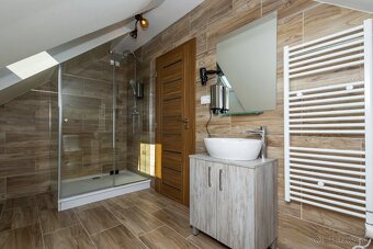 Odstúpim zabehnutú reštaurácia a kaviareň BONCZ s ubytovaní - 3