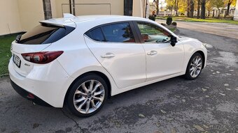 Mazda 3 skyactive automat, kamera jazdných pruhov - 3