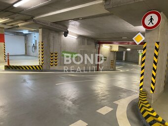Na predaj garážové státie v CityPark - 3
