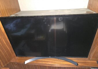 Predám smart tv LG-43UJ635V - 3