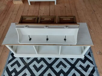 Vešiaková zostava - 3