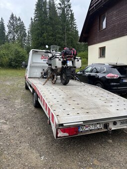 Predám Odťahový špeciál Mercedes Sprinter 3.0l - 3