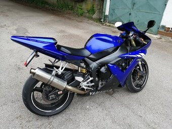 Predam Yamaha R1 - 3