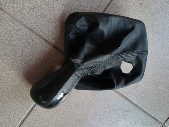 Radiaca páka octavia2 - 3