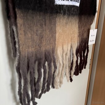 Predam Acne Studios Šatku - 3