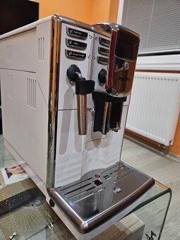 Philips Series 5000 automaticky kavovar - 3