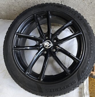 5x112,r18,8J,et44,BROCK,235-45-r18-Semperit-2622-7mm - 3