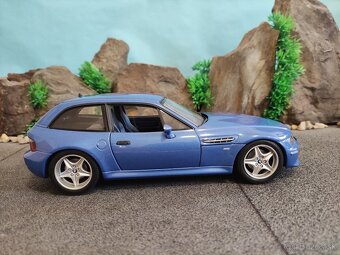 prodám model 1:18 BMW Z3 M coupe UT - 3