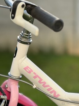 Detský bicykel + pomocne kolieska - 3
