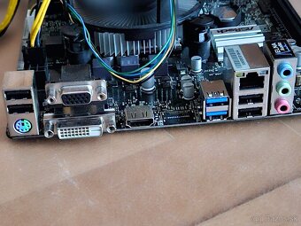 Počítač: i3 8100, ASRock H310M-HDV, 8GB RAM - 3
