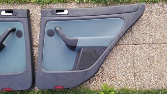 TAPACIRE DVERÍ - VW GOLF 5 PLUS - 3