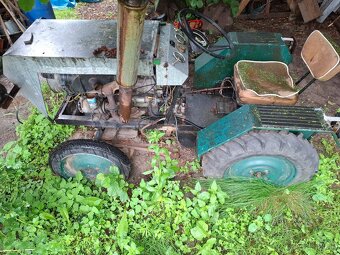 Nedokončený malotraktor - 3