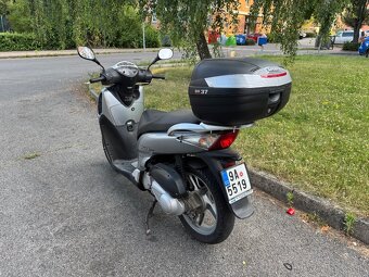 Honda SH 150. rok 2007. Najeto 43100km + kufr +helma - 3