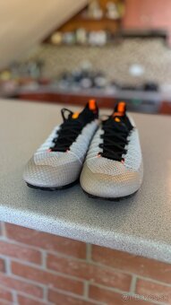 Cyklo tretry DMT KRSL Grey/Black 42 - 3