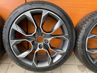 EXTREME GRAU orig.skoda225 40 R19 5x112 7,5j x19 ET 51 VW - 3