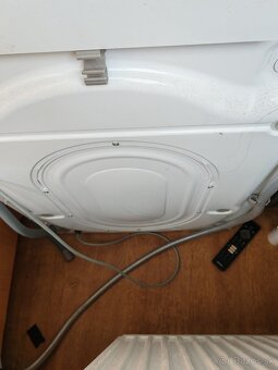 Práčka slim AEG - 3