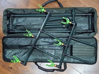 Predam stojan na udice - 3