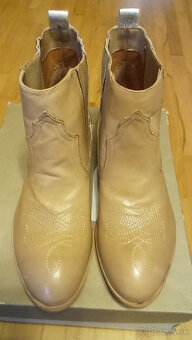 JD Julie Dee Celokožené Kotníkové Čižmičky Veľkosť 39 - 3