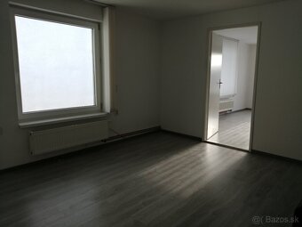 Prenajmem kancelárie v centre PB - 3