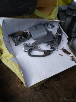 Mercedes W123 PIANO - DIELY - 3