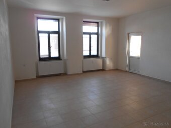 Kancelária až do 142m2 s parkovaním - 3