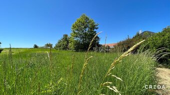 CREDA | predaj stavebný pozemok Sľažany - 3