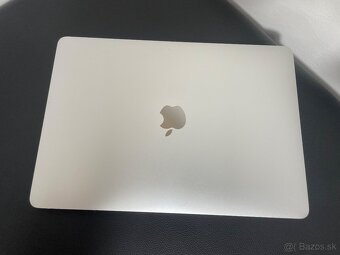 MacBook Pro 13" (2017) - 3