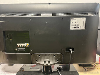 Samsung 32" TV - 3