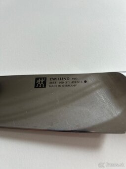 Predam Pro noz Zwilling. - 3