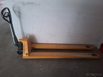 Paletovy vozik 3000kg - 3