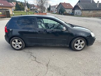 Volkswagen Golf V - 3