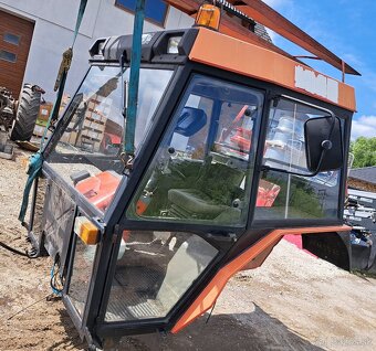 TROJKOVA BRNENSKA KABINA TRAKTOR ZETOR - 3