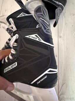 BAUER SUPREME KORCULE VEĽKOSŤ Y 13 - 3