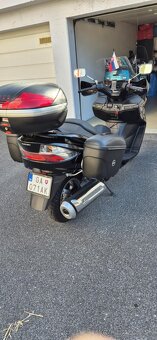 Suzuki Burgman AN 400 - 3