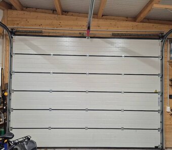 Garažová brana hörmann 4x3m - 3