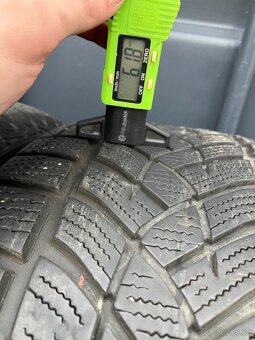 235/55 R18 4ks Goodyear UltraGrip Per - 3