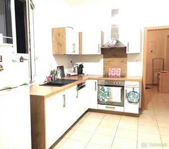 3 izbový tehlový byt v Bratislave I, Mickiewiczova ul. - 3