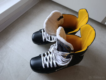 korčule BAUER SUPREME S150 - 3